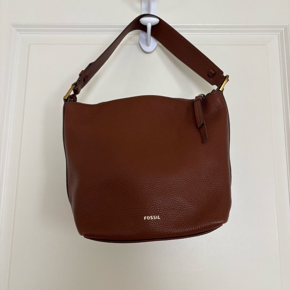 Authentic Fossil Leather Hobo Bag – Classic Brown - Picture 1 of 9